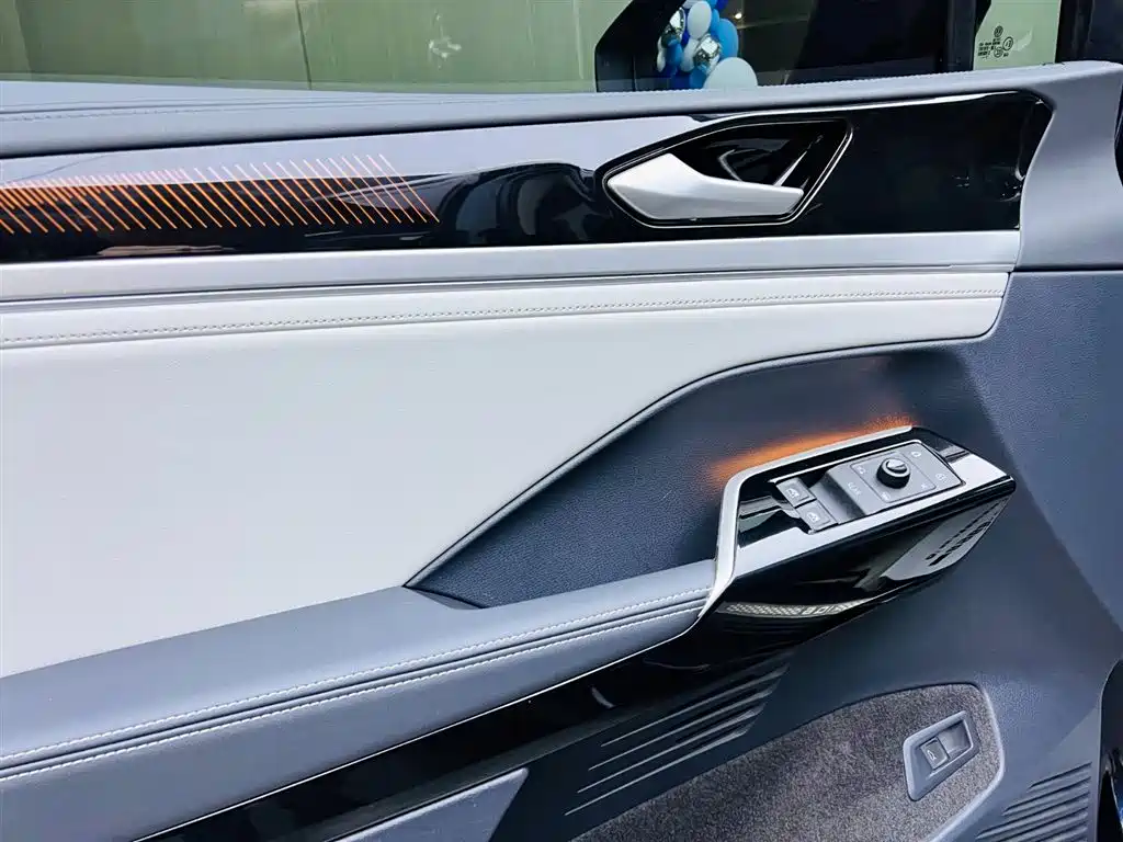 Volkswagen ID.6 CROZZ 2022 Long Range PRO Edition фото 11