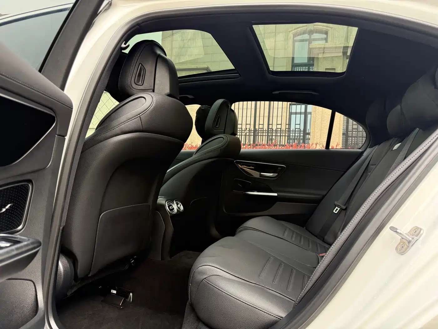 Mercedes-Benz C-Class 2024 Facelift C 260 L Sport фото 10