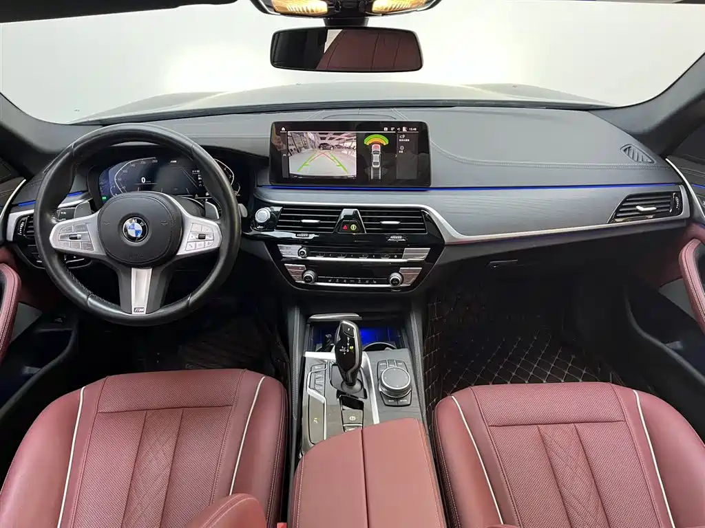 BMW 5 Series 2022 530Li Leading M Sport Package фото 9