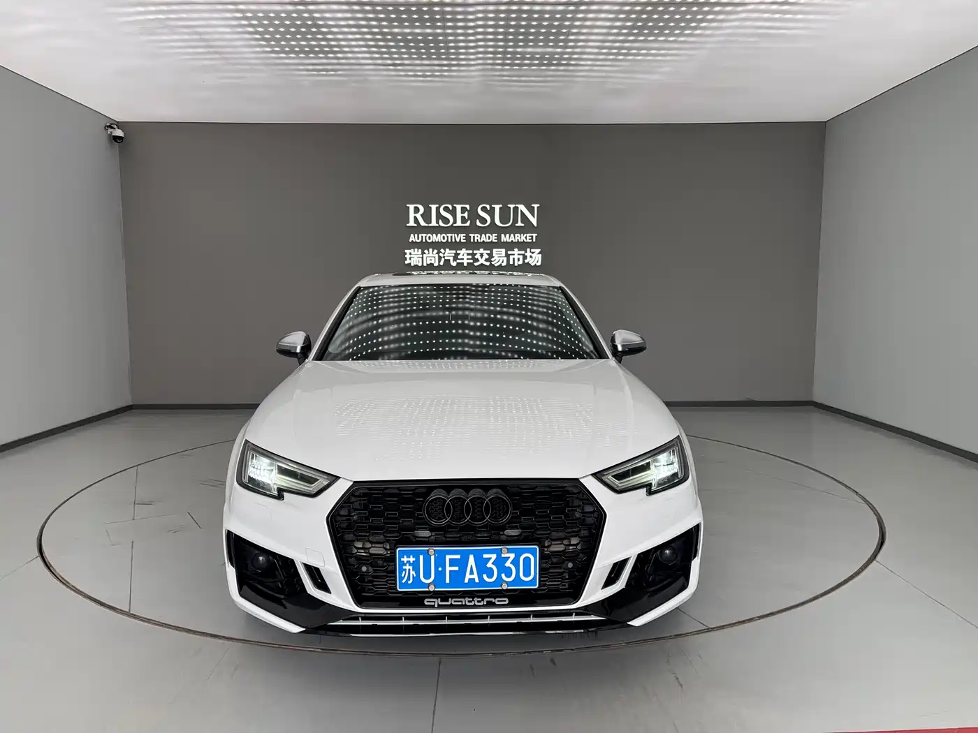 Audi A4L 2019 40 TFSI Sport (China V) фото 2
