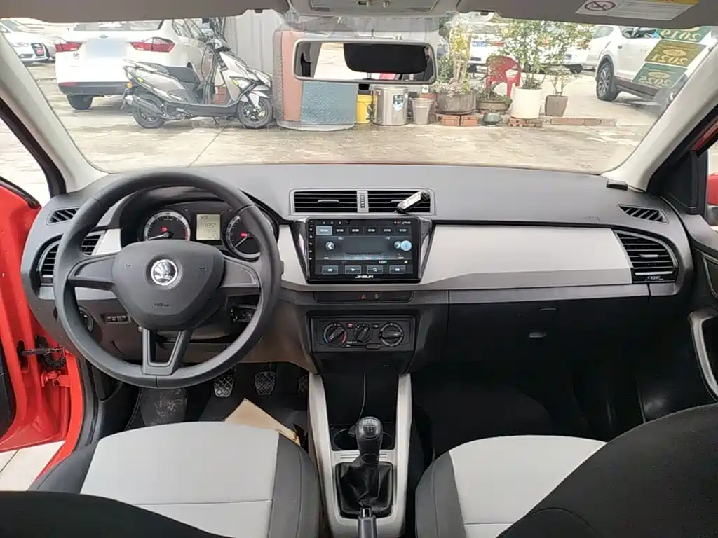 صورة 10 - Škoda Fabia