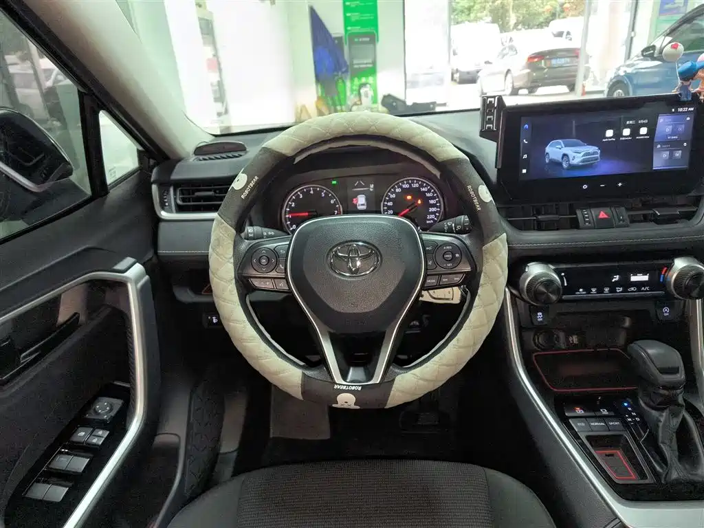 Toyota RAV4 Rongfang 2024 2.0L CVT FWD Urban Edition фото 7