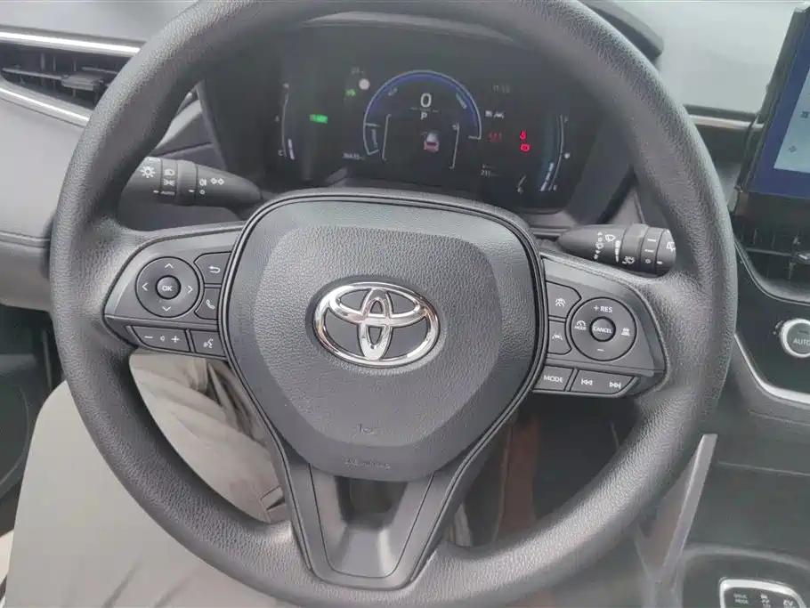 Toyota Corolla Cross 2023 Hybrid 2.0L Pioneer Edition фото 15