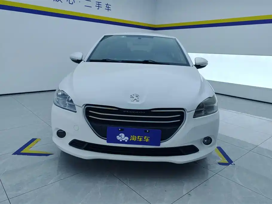 Peugeot 301 2014 1.6L Manual Comfort Edition фото 2