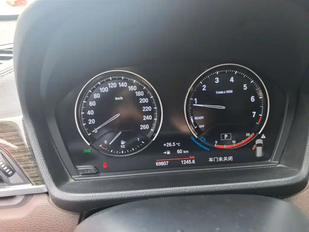 BMW X1 2020 xDrive25Li Premium Edition фото 12