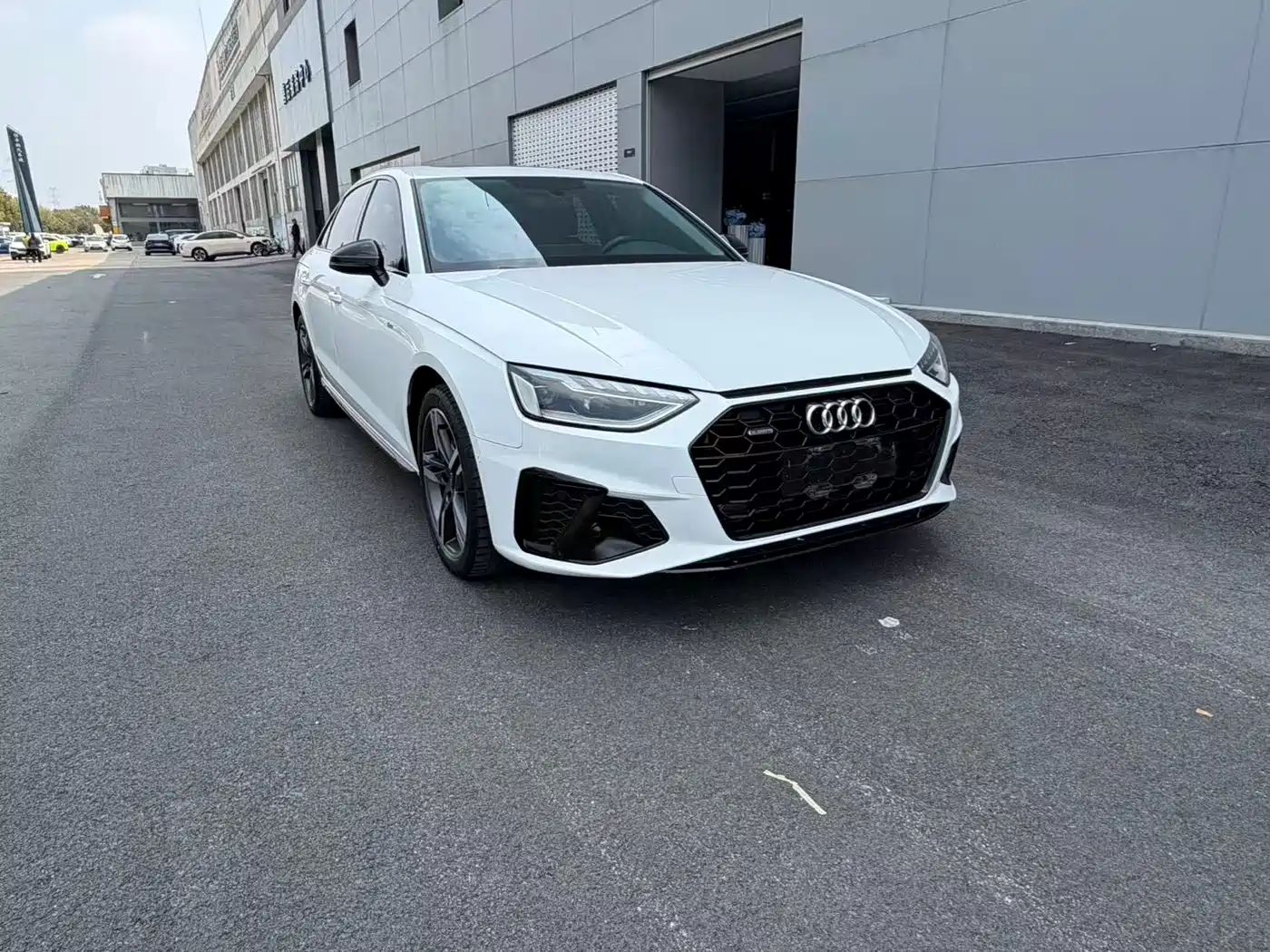 Audi A4L 2021 40 TFSI Premium Life Edition фото 3