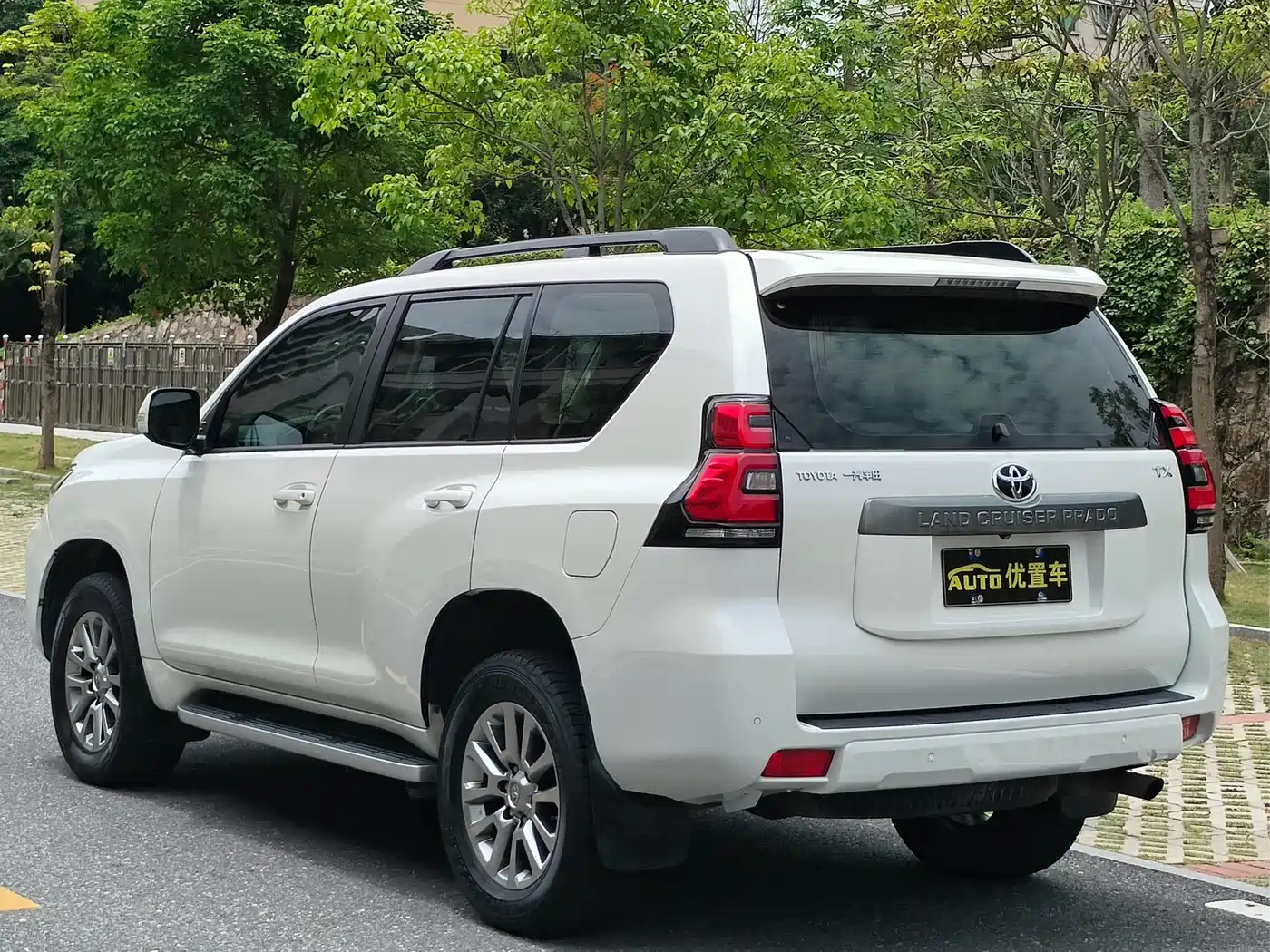Toyota Prado 2018 3.5L Auto TX-L NAVI фото 13