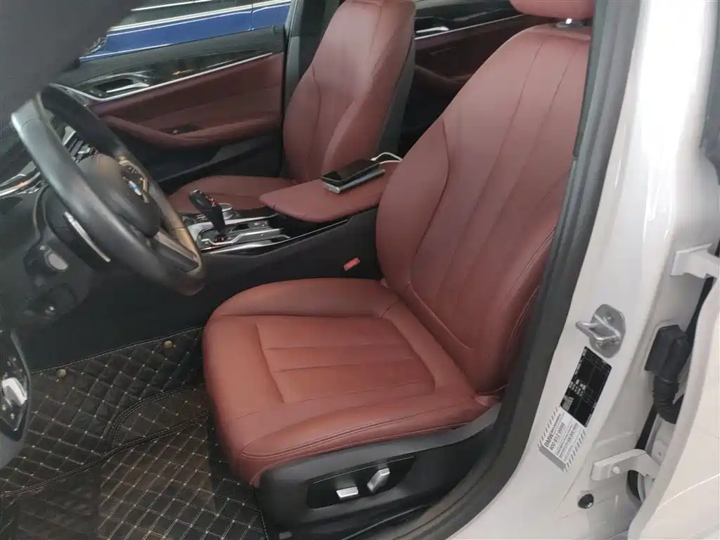 BMW 5 Series 2018 Facelift 530Li Leading M Sport Package фото 15
