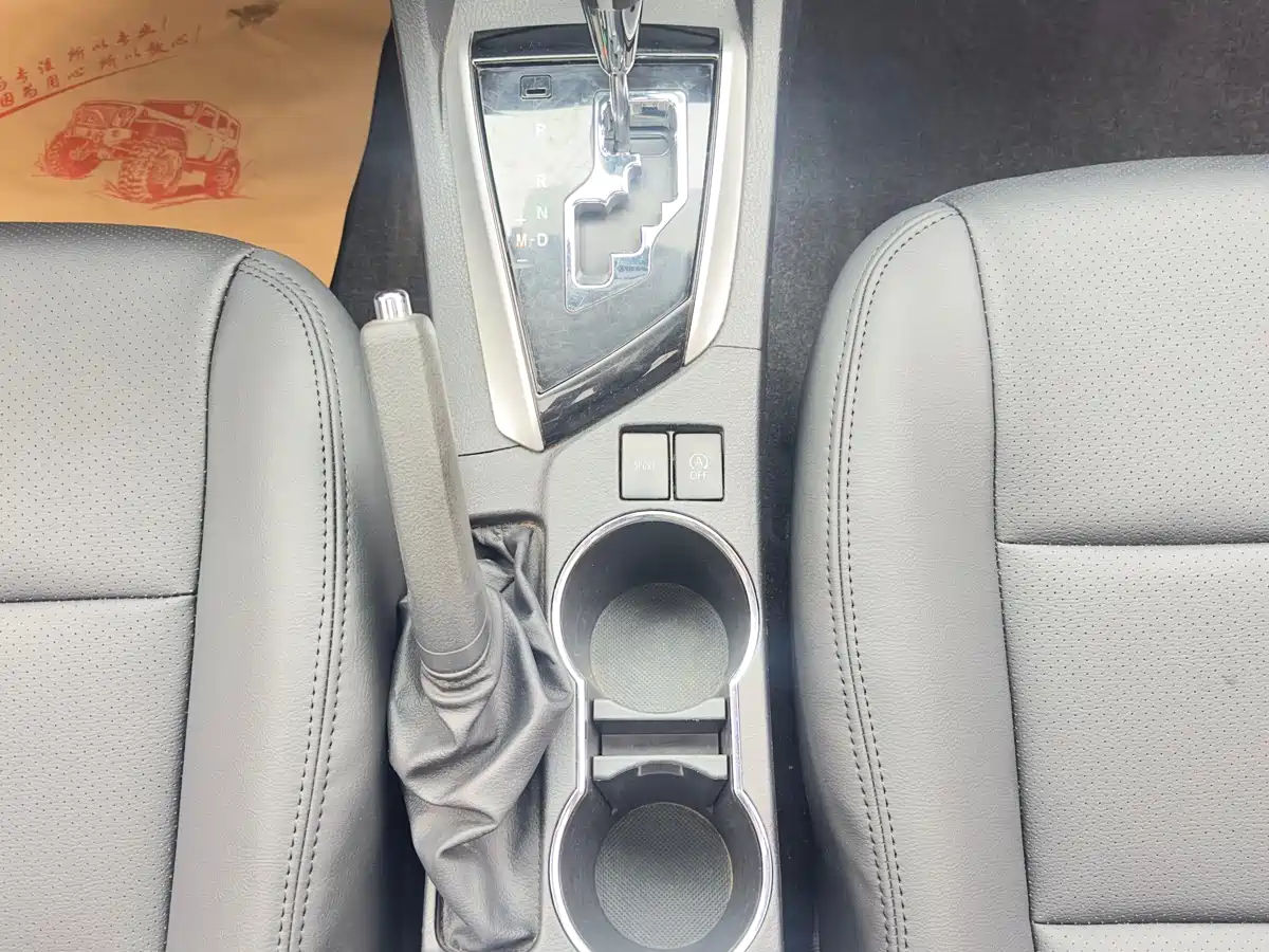 Toyota Corolla 2017 Facelift 1.2T S-CVT GL-i фото 15