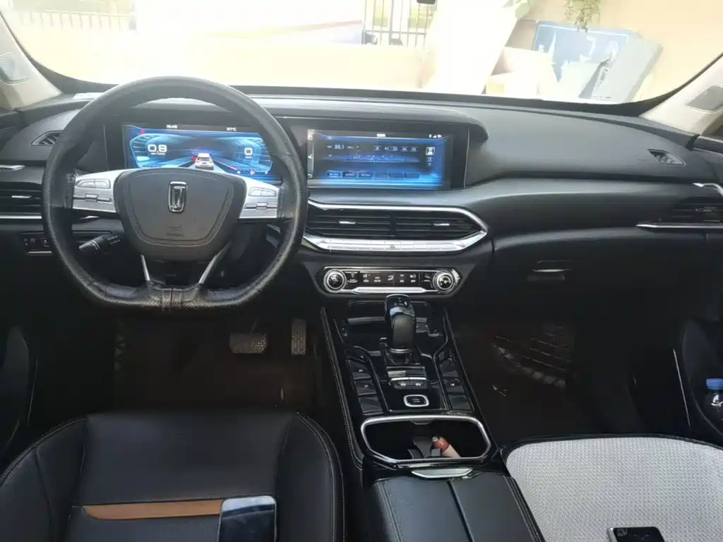 Bestune T77 2019 2019 230 TID Automatic Exclusive China V