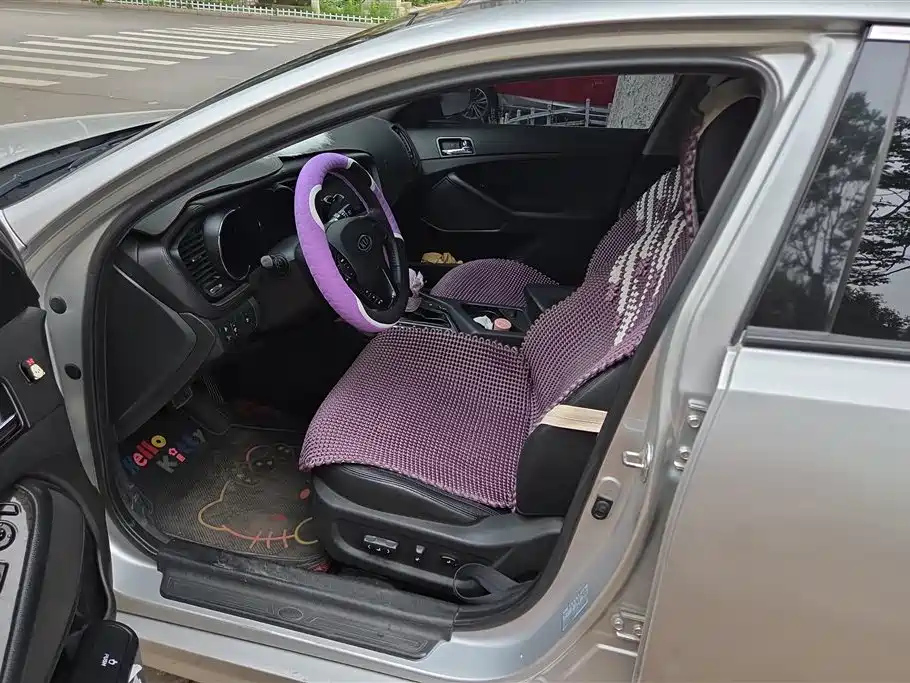 Kia K5 2011 2.0L Automatic DLX фото 9
