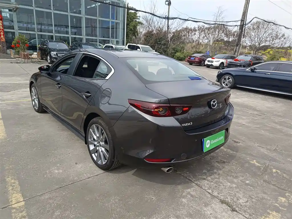 MAZDA 3 ANGKESAILA