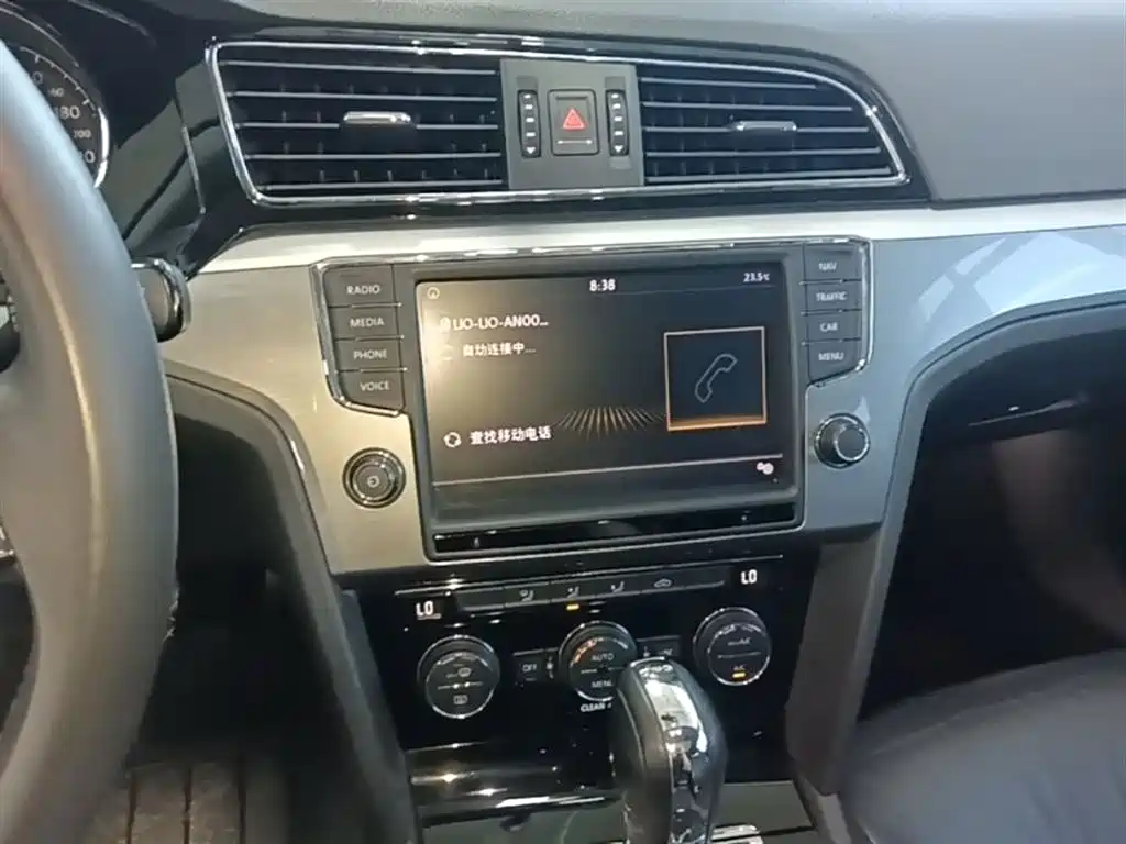 Volkswagen Lamando 2018 280TSI DSG Comfort Edition фото 13