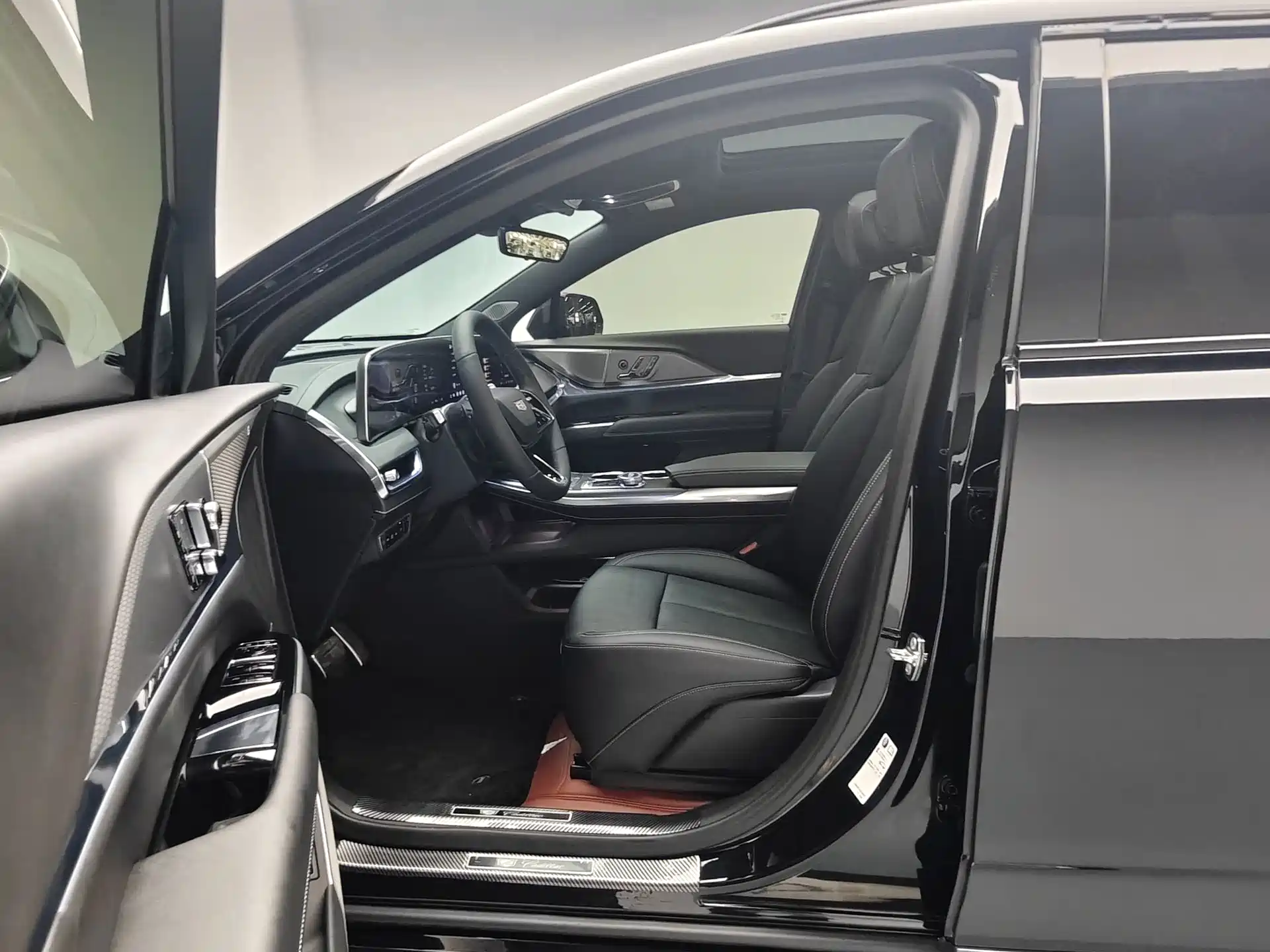 صورة 9 - Cadillac XT5