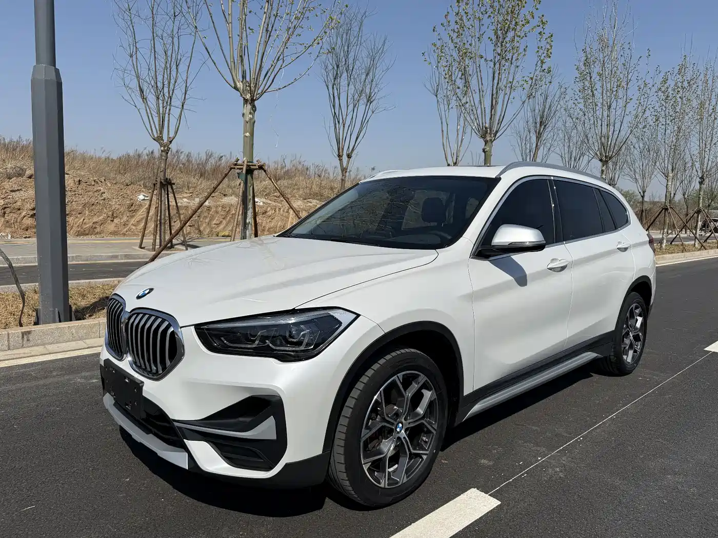 BMW X1 2022 sDrive20Li Fashion фото 6