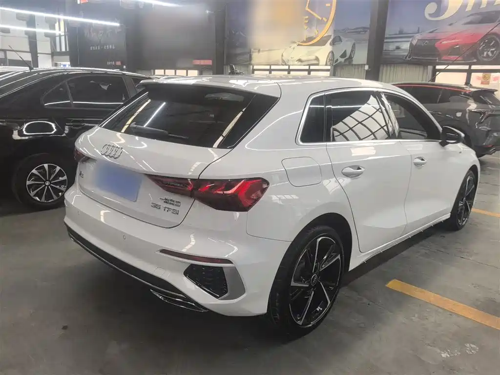Audi A3 2023 Sportback 35 TFSI Fashion Sport фото 5