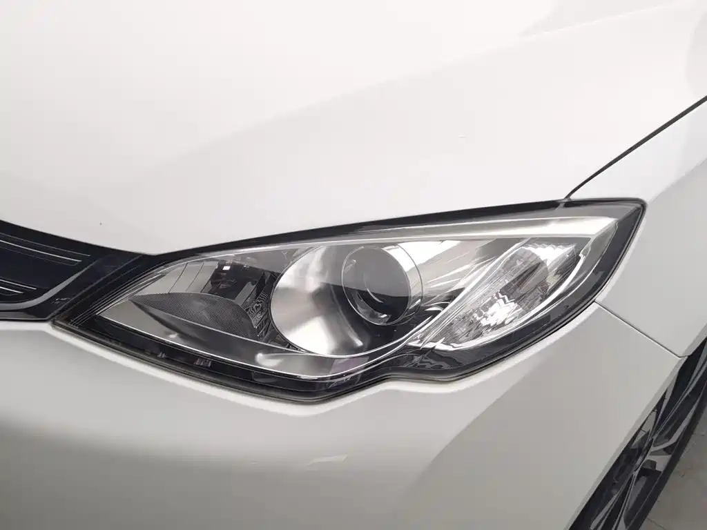 Photo 7 - Roewe 360
