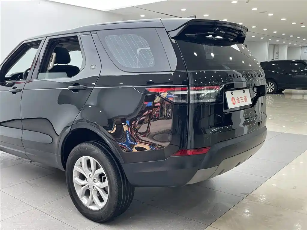 Land Rover Discovery 2018 3.0 SC V6 SE фото 29