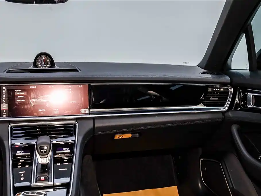 Porsche Panamera 2021 Panamera Executive Long Wheelbase 2.9T фото 28