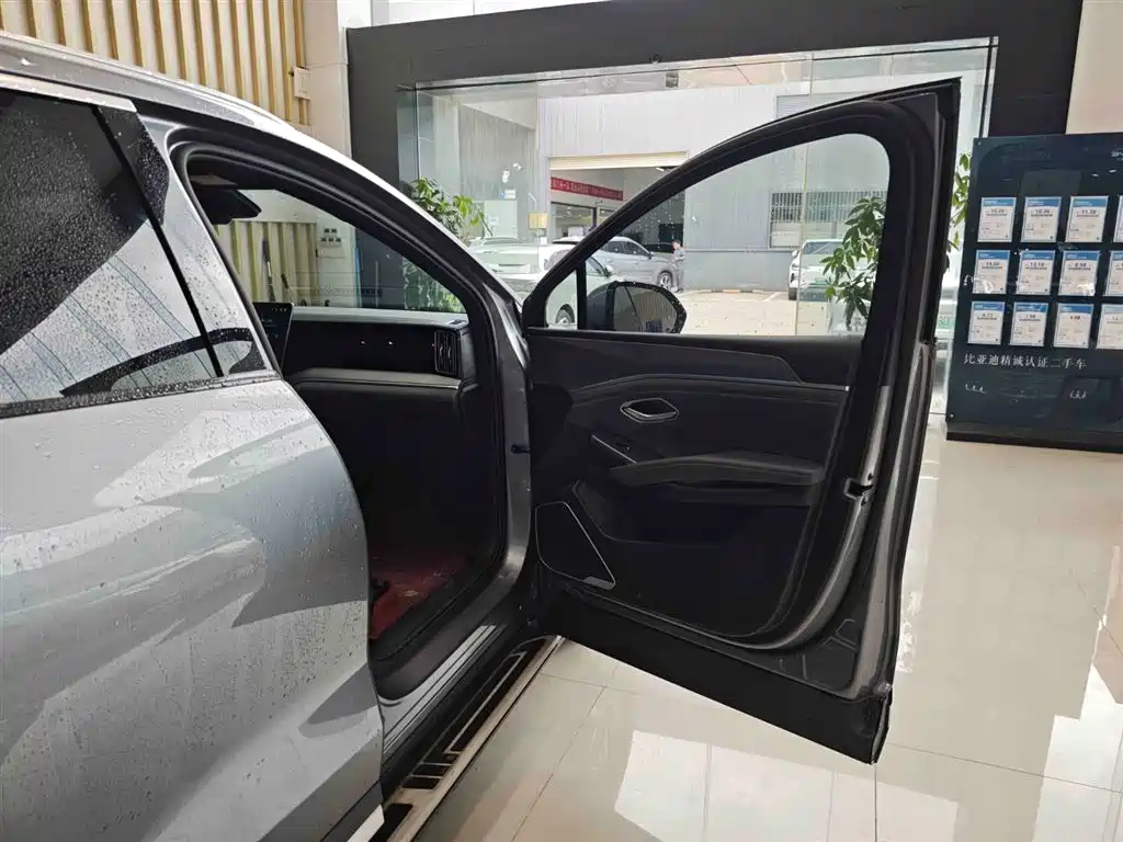 BYD Song L DM-i 2025 Smart Drive 160km Premium фото 13