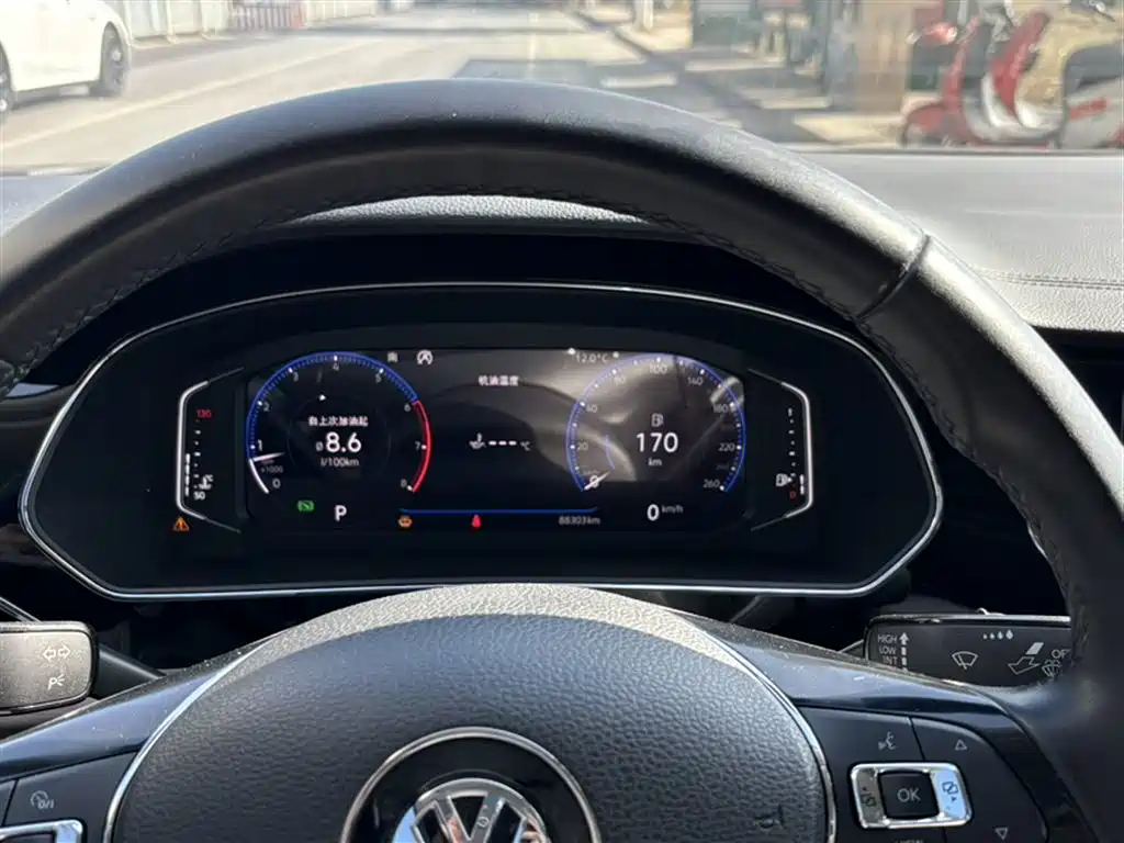 Volkswagen Passat 2019 330TSI Luxury Edition China VI фото 4