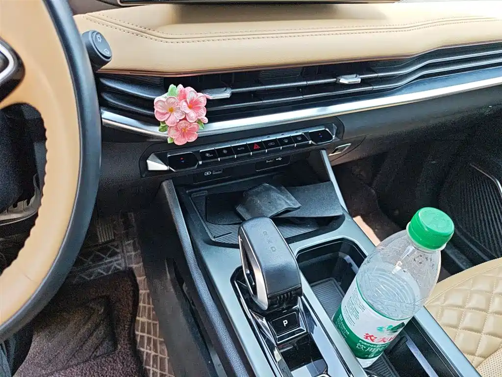 Geely Haoyue L 2023 2023 2.0T DCT Flagship