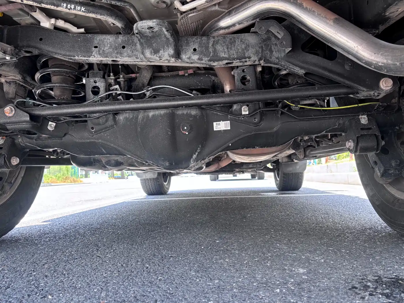 Toyota Prado 2018 3.5L Automatic TX-L Rear-mounted Spare Tire фото 14