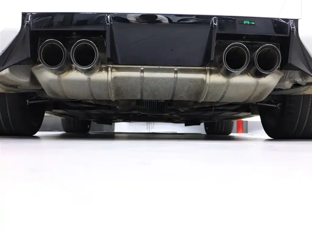 BMW M2 2024 M2 фото 27