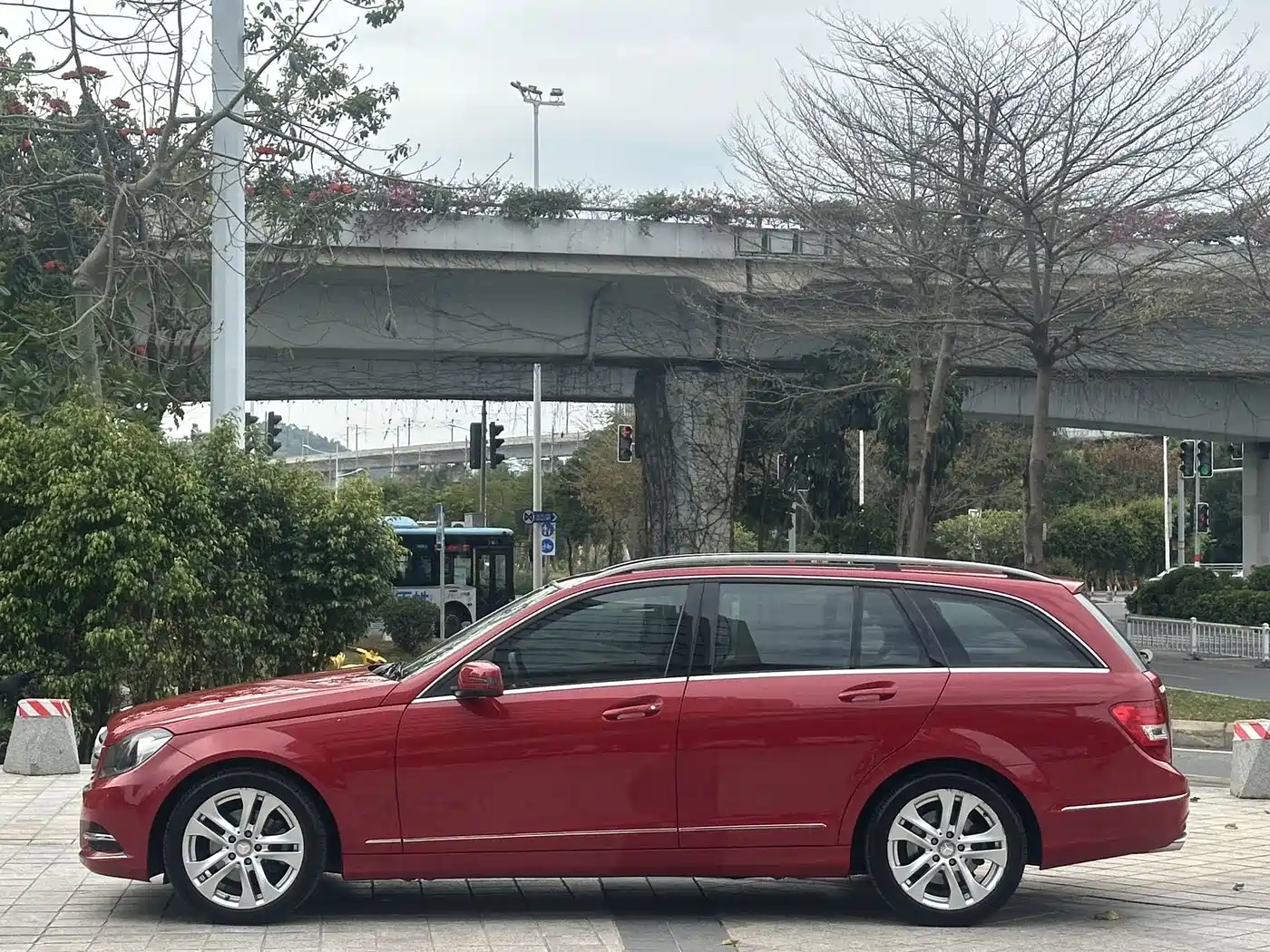 Mercedes-Benz C-Class (Import) 2011 C 200 Fashion Wagon Edition фото 3