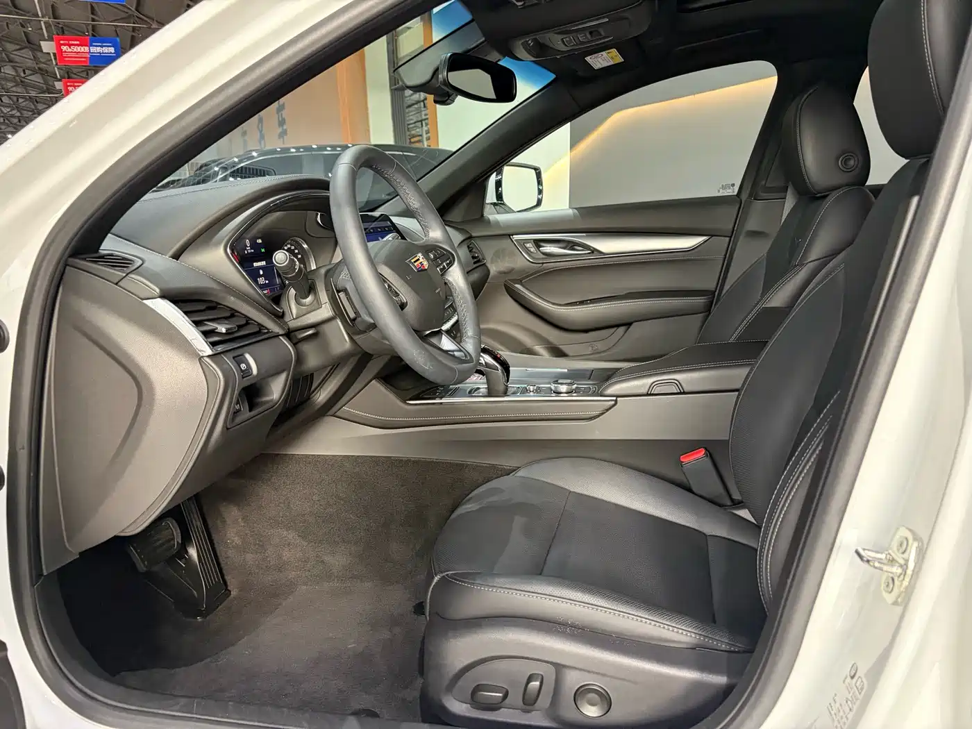 Cadillac CT5 2023 2022 28T Luxury (Standard)
