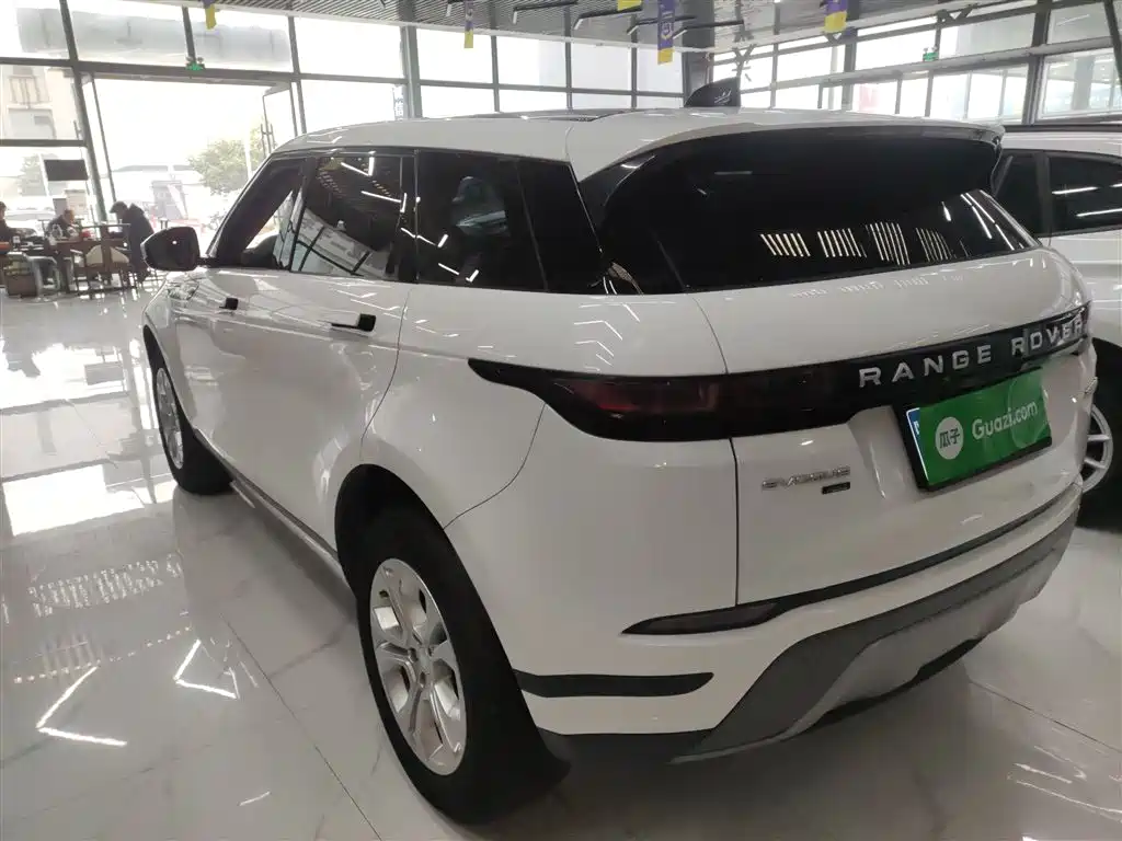 Land Rover Range Rover Evoque 2020 249PS Youth Edition фото 5