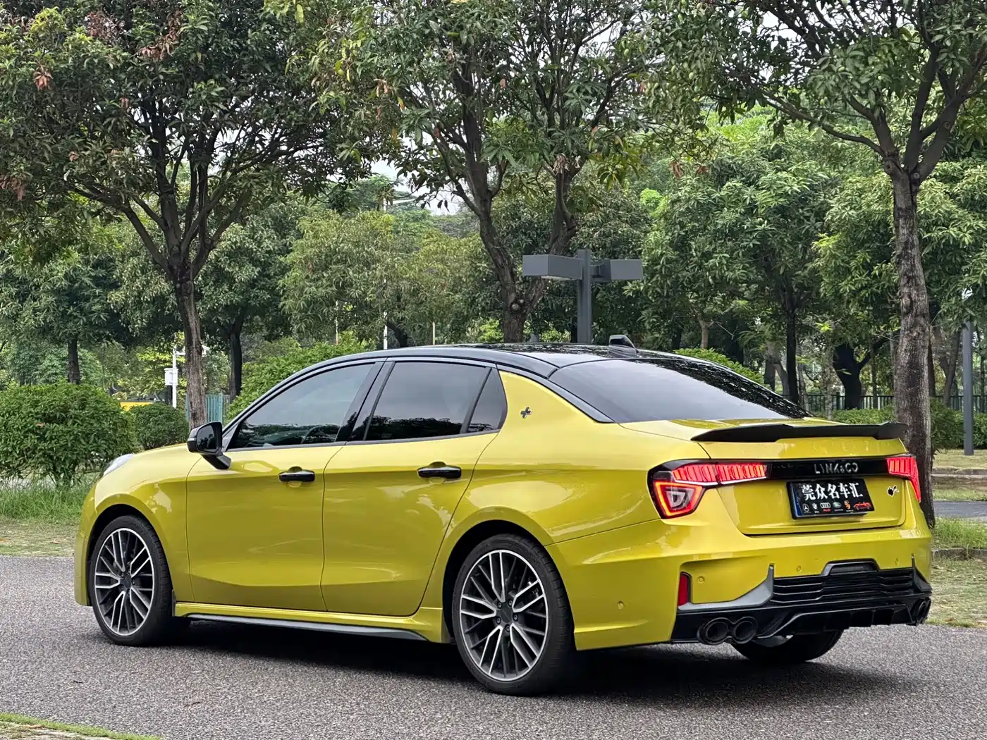 Lynk & Co 03 2020 03+ 2.0TD Auto Wind Master Edition фото 6