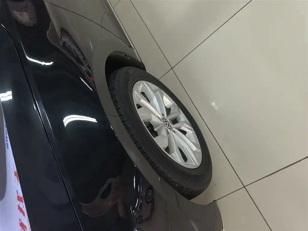 Volkswagen Magotan 2018 Facelift 330TSI DSG Luxury фото 25