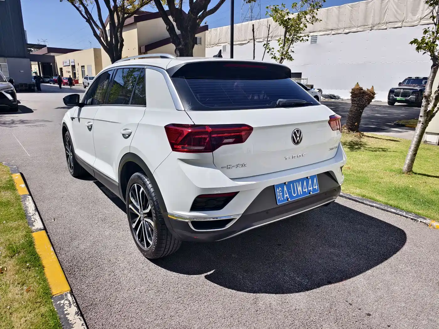 Volkswagen T-ROC 2022 280TSI DSG 2WD Comfort PLUS фото 9