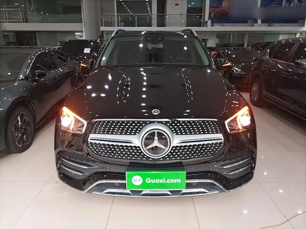 Фото 3 - Mercedes-Benz GLE