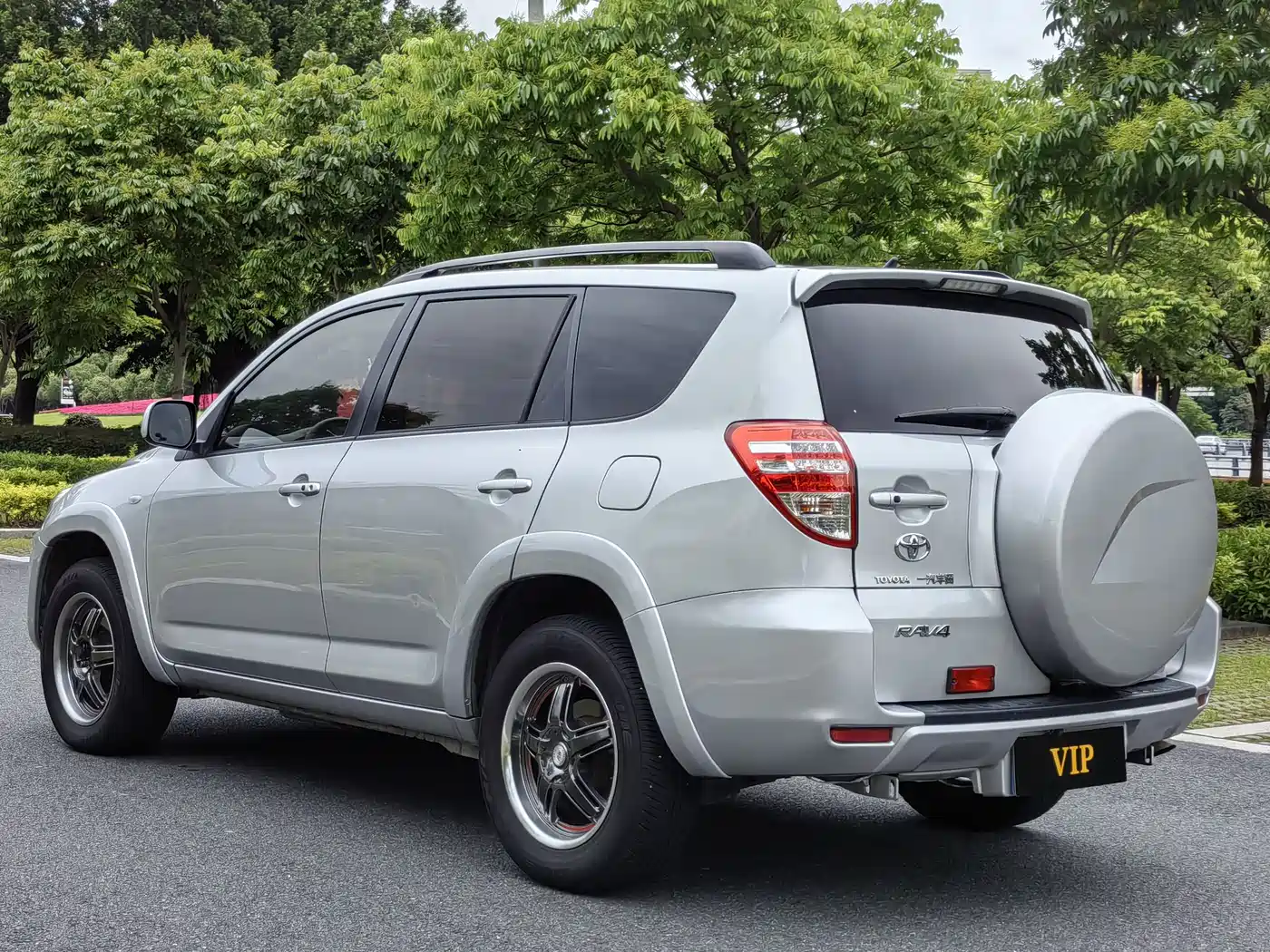 Toyota RAV4 Rongfang 2009 2.4L Automatic Luxury Edition фото 7