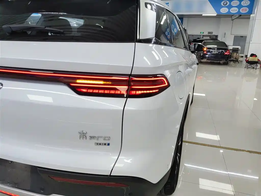 BYD Song Pro New Energy 2025 2nd Generation Smart Drive Edition DM-i 115KM Surpassing Type фото 24
