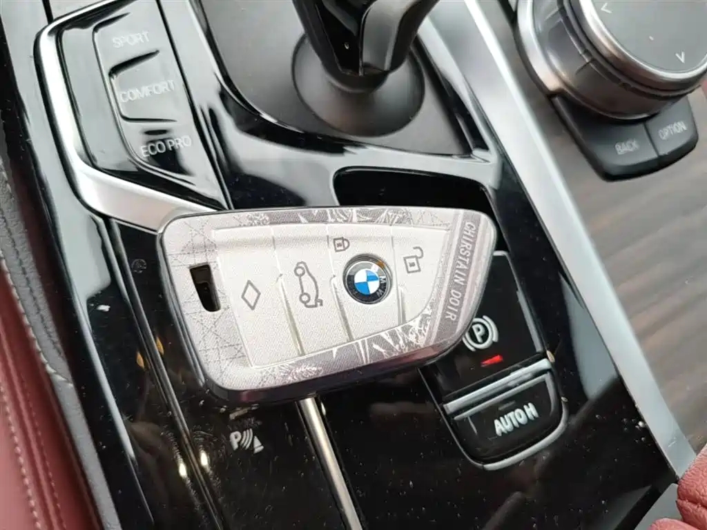 BMW 5 Series 2022 Model Second Facelift 530Li Leading M Sport Package фото 9