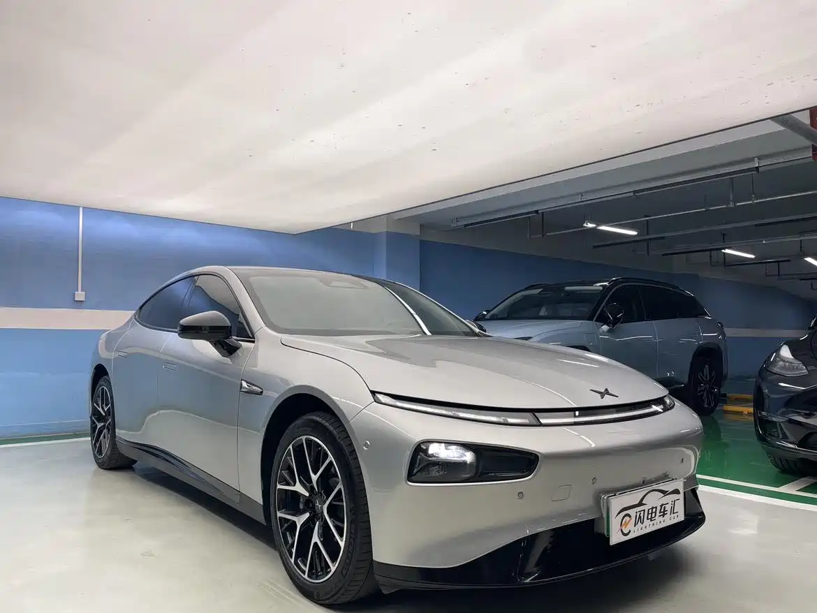 Фото 3 - XPeng P7