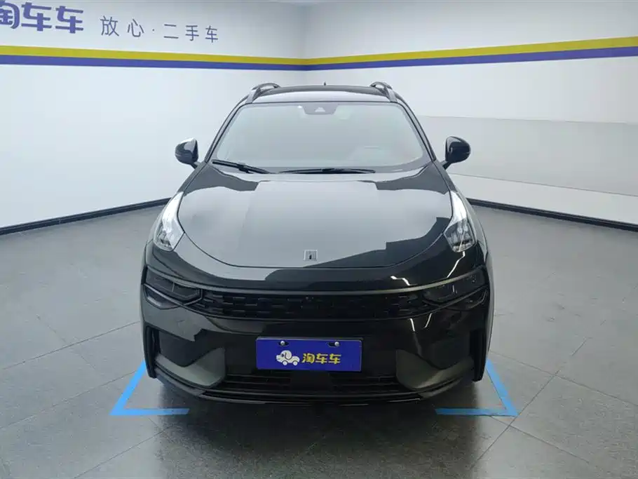 Lynk & Co 01 2021 2.0TD AWD Halo Sport фото 2