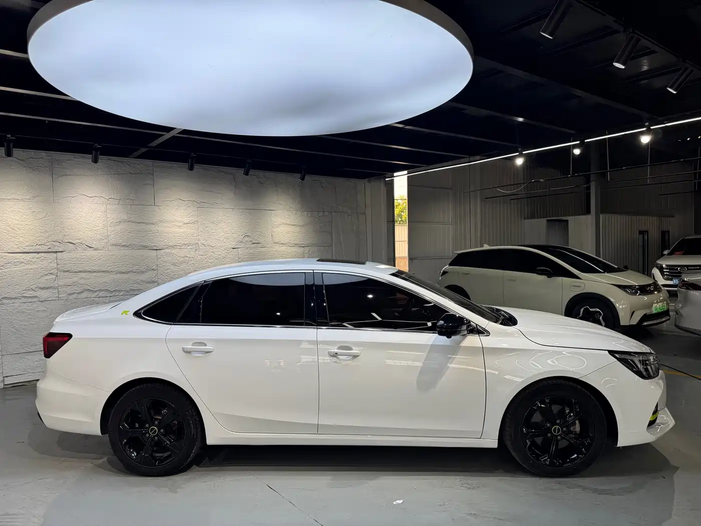 Roewe i6 MAX EV 2021 2020 Model 1.5T PHEV Cool Edition