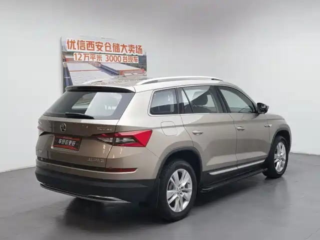 Škoda Kodiaq 2018 Facelift TSI330 5-seat 2WD Premium Luxury Edition — фото 2