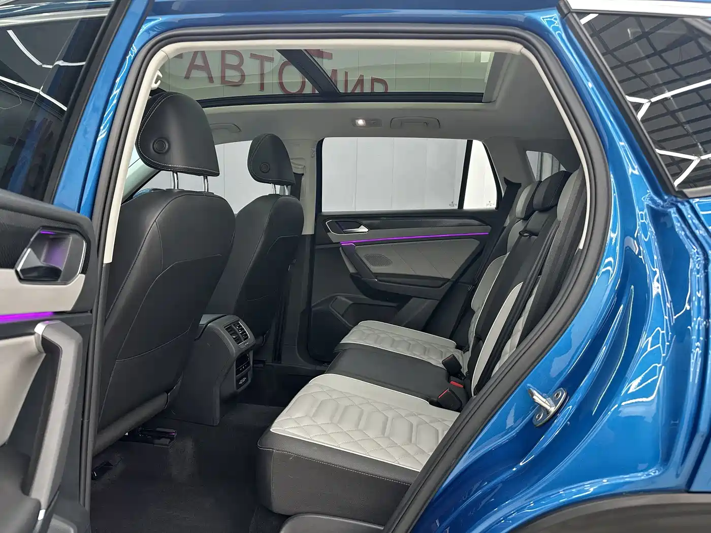 Volkswagen Tayron 2023 280TSI 2WD Luxury Plus Advanced Edition фото 5