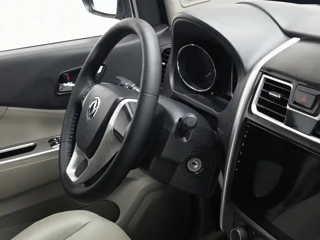 Dongfeng Fengxing Fengxing S500 2016 2016 1.5L Manual Luxury