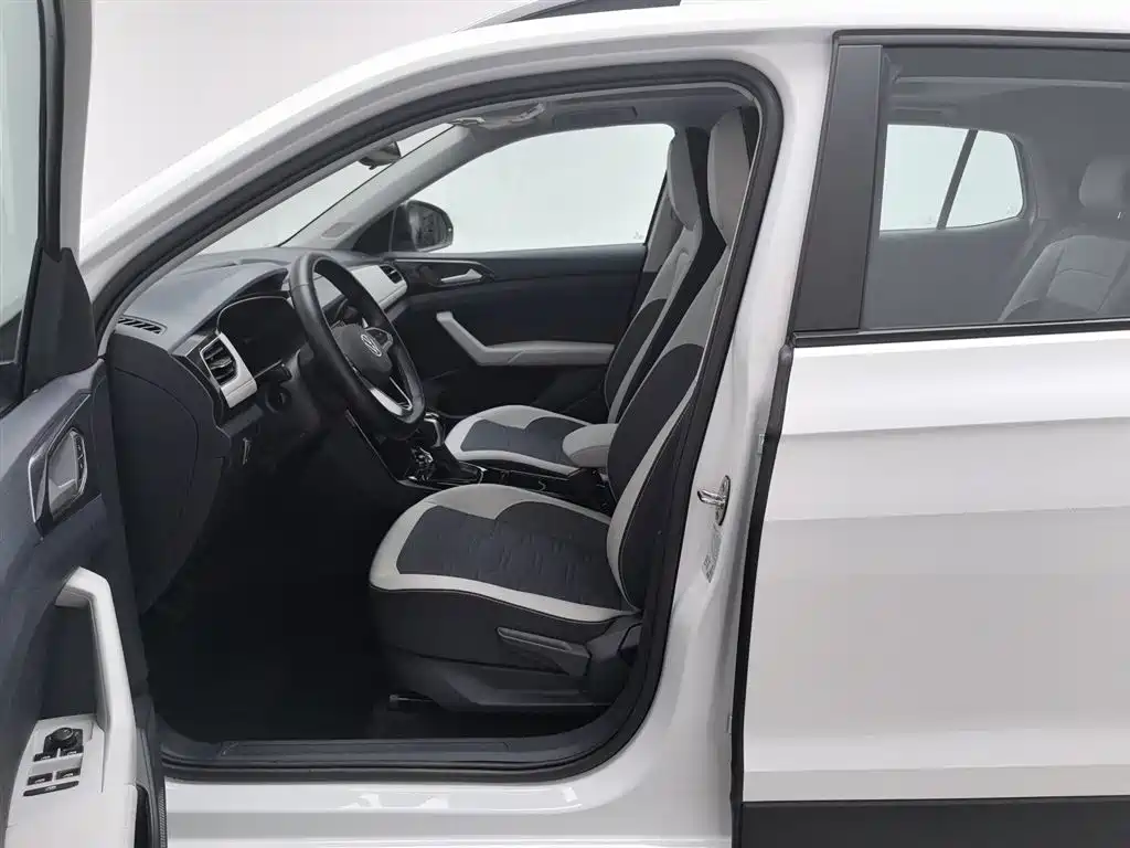 Volkswagen Tharu 2025 Model Rising Star 300TSI Aspiration Edition фото 10
