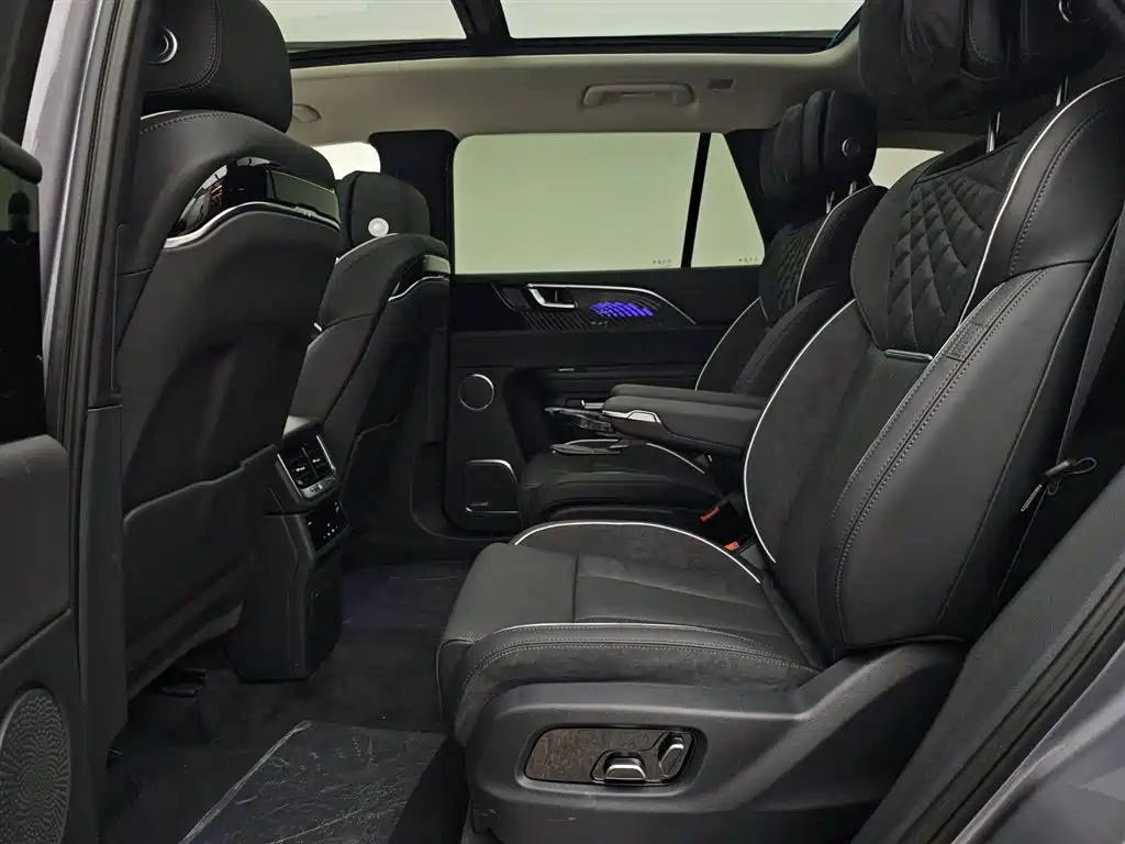 Hongqi E-HS9 2022 690km Qi Xiang Edition (6-seater) фото 13