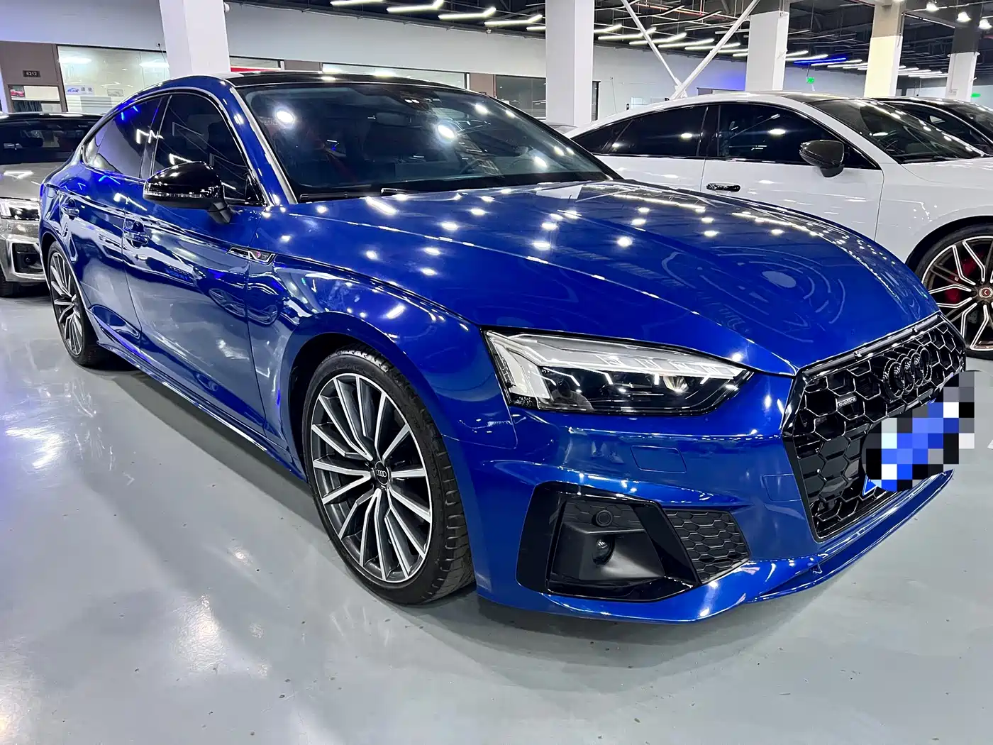 Audi A5 (Import) 2023 Sportback 40 TFSI quattro Luxury Dynamic фото 3