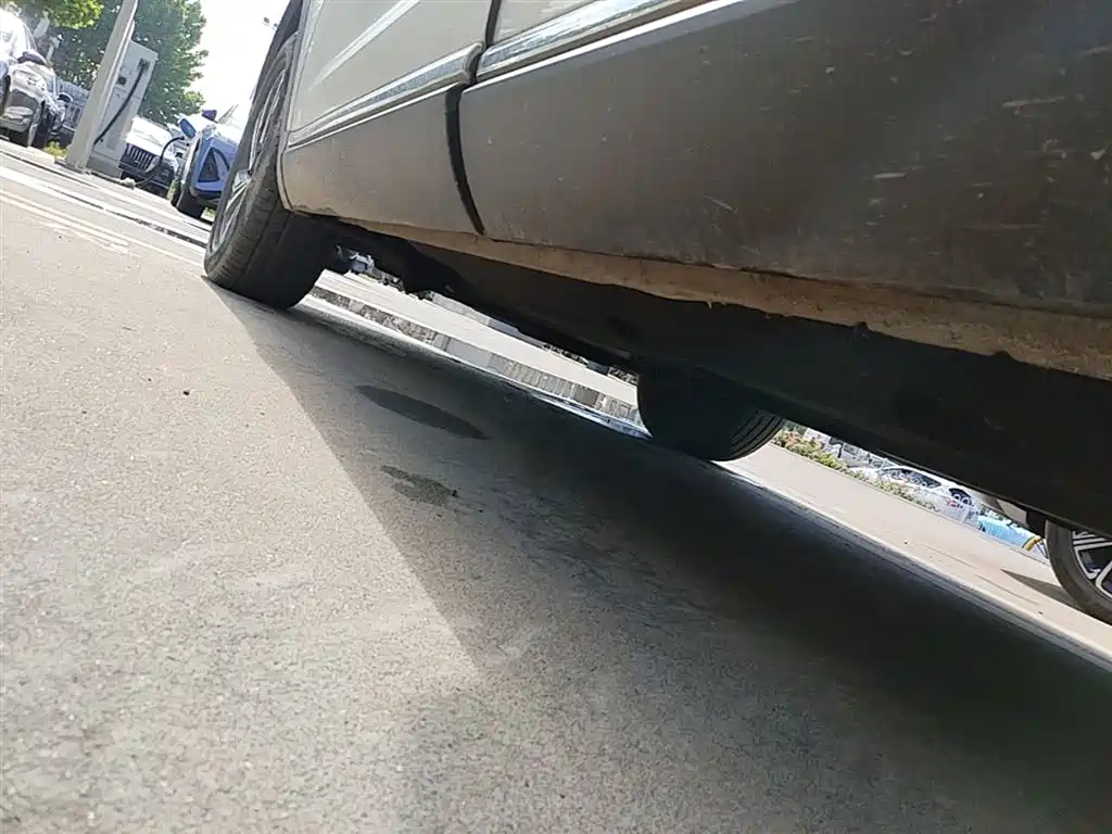 Hongqi HS5 2022 2.0T Smart Connect Premium Edition фото 21