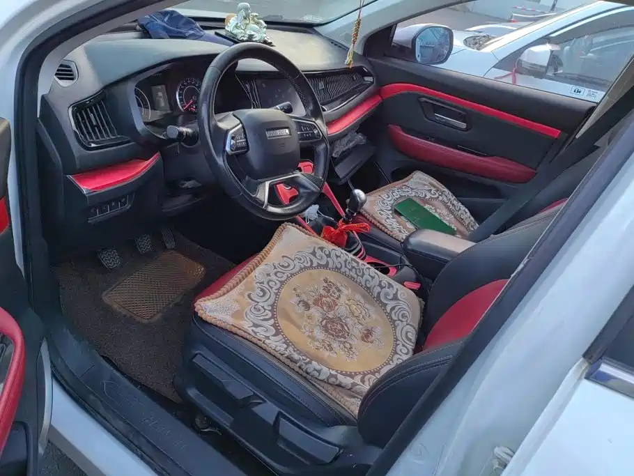 Photo 8 - Haval H2s