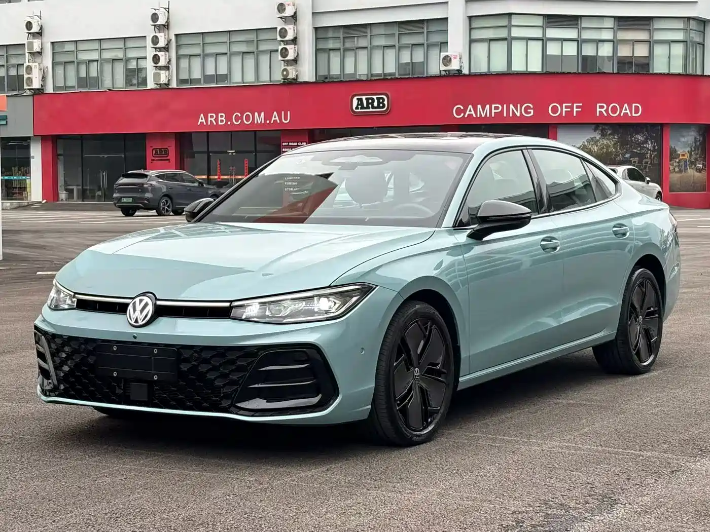 Volkswagen Passat 2025 Model Pro 380TSI Starlight Dragon Premium Edition